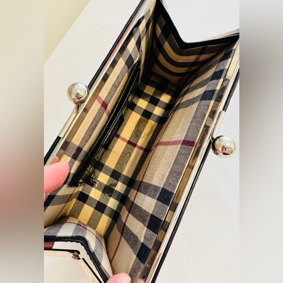 BURBERRY Alligator Embossed Wristlet - Picture 10 of 15